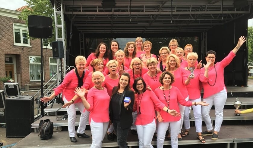 Popkoor Starlight is wereldberoemd in Sint Pancras!