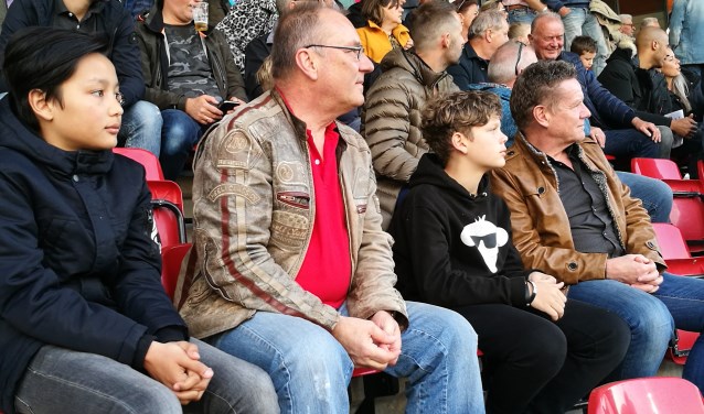 Huber en Damisa, met vader Damisa en zoon Huber.