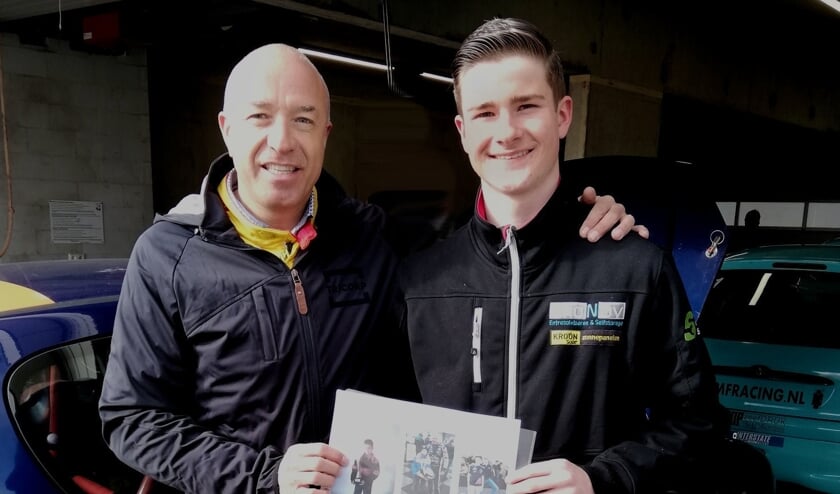 Uiteindelijk wil Calvin (r) in de autosport excelleren in een toerwagen net als zijn voorbeeld Tom Coronel.