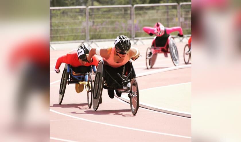 Nikita Den Boer in actie.