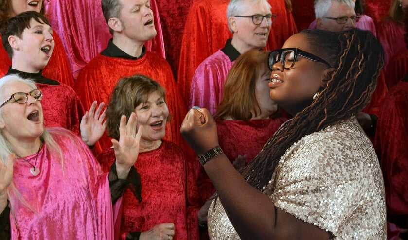 Samen met UpTight en jonge zangeressen van muziekschool Boudijn brengt Shirm de grootste hits van Aretha Franklin ten gehore.