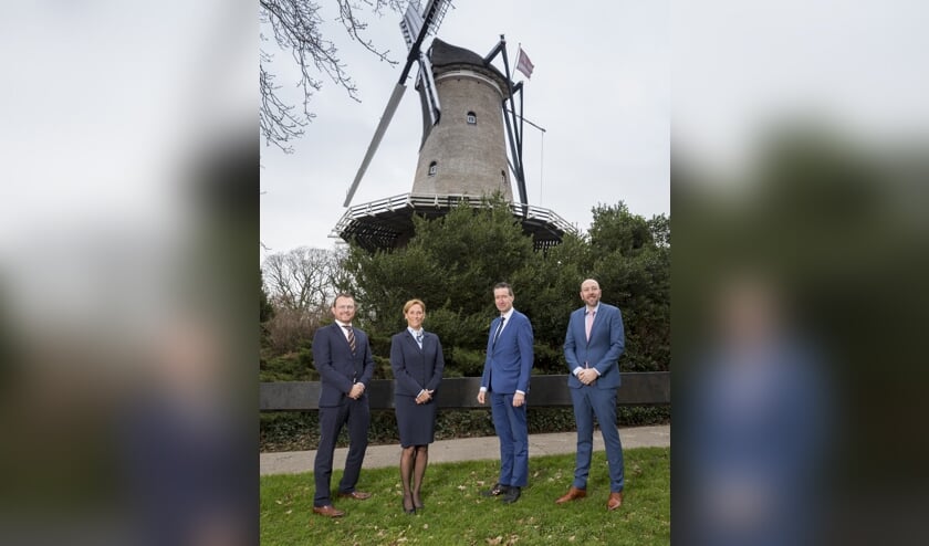 Het team van Uitvaartverzorging Duin.
