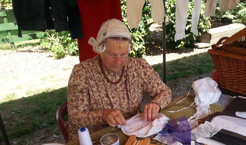 Op de textieldag bij de museumboerderij is veel te zien.