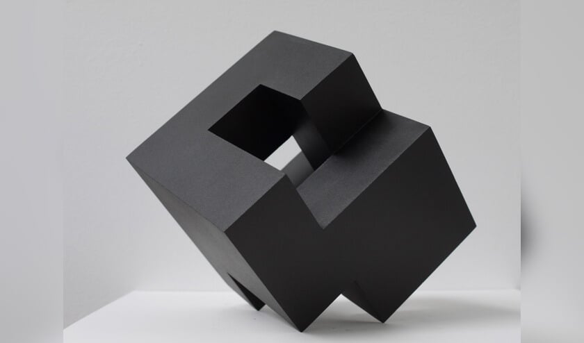 Cube Architecturel van mdf en acryl, gemaakt door kunstenaar Olivier Julia.