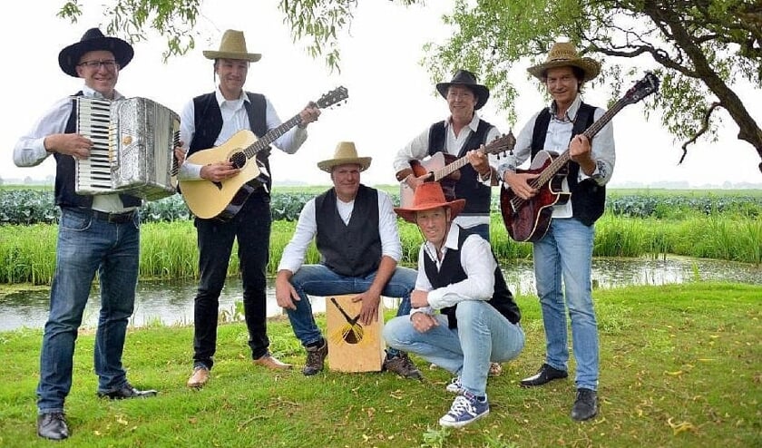 De band ff Normaal speelt covers van... Normaal.