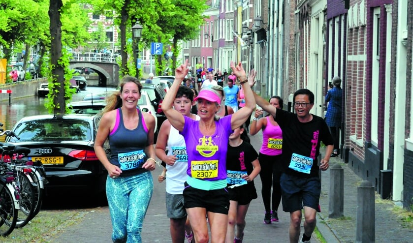 Het jaarlijkse evenement trekt veel deelnemers.