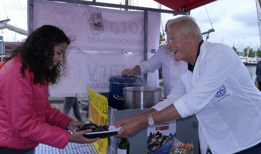 Rotary gaat weer mosselen verkopen.