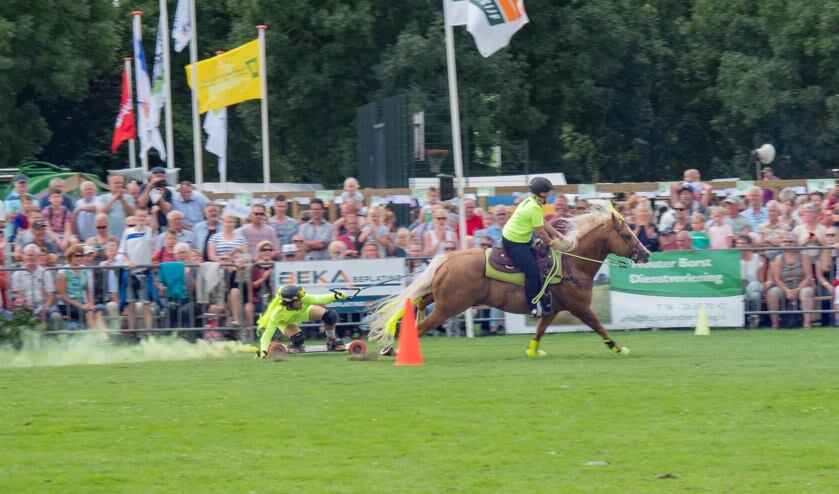 Het mooie programma op het tien hectare grote terrein en de goede weersomstandigheden zorgden ervoor dat twaalfduizend bezoekers op de Landbouwshow afkwamen.