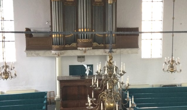 Het orgel van de Oostzijderkerk.