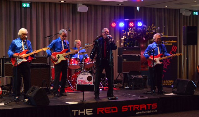 The Red Strats doen de jaren zestig herleven.