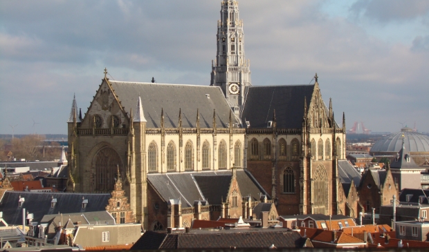 Grote of St. Bavokerk in Haarlem, waar de viering op zondag 29 november plaatsvindt.
