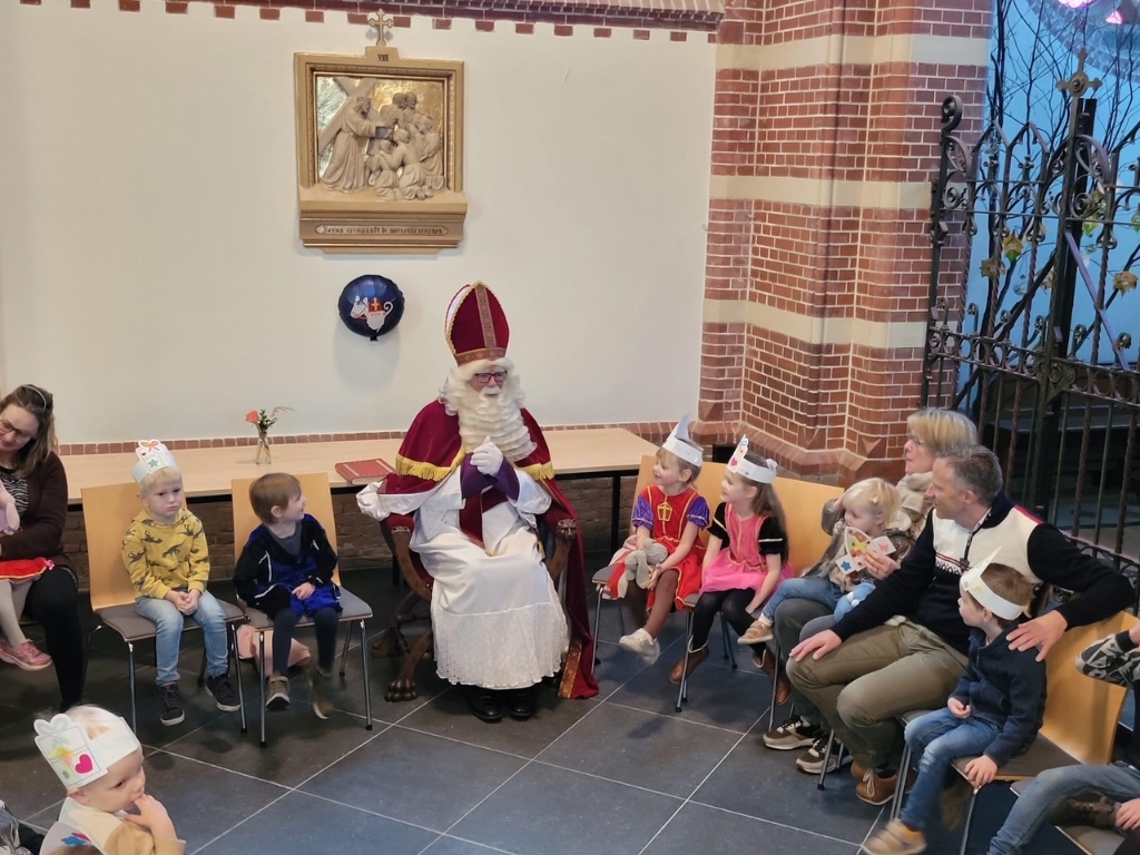 <p>Sinterklaas bezoekt &#39;Kerk op Schoot&#39; vanaf 10.30 uur.</p>