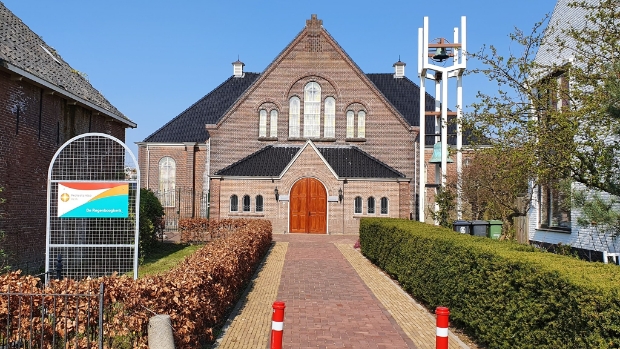 <p>Iedereen is welkom op Tweede Pinksterdag bij de Regenboogkerk in Honselersdijk.</p>