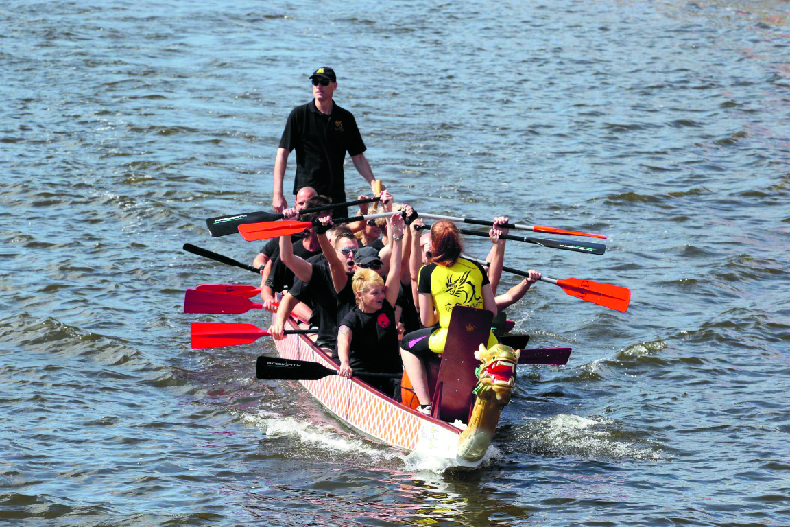 Meedoen met de Drakenbootrace is een hele belevenis! (Archieffoto)