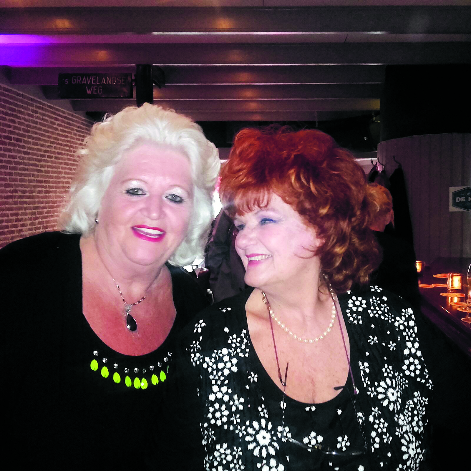 Zangeres Country Wilma met haar gewaardeerde collega Imca Marina. (Archieffoto)