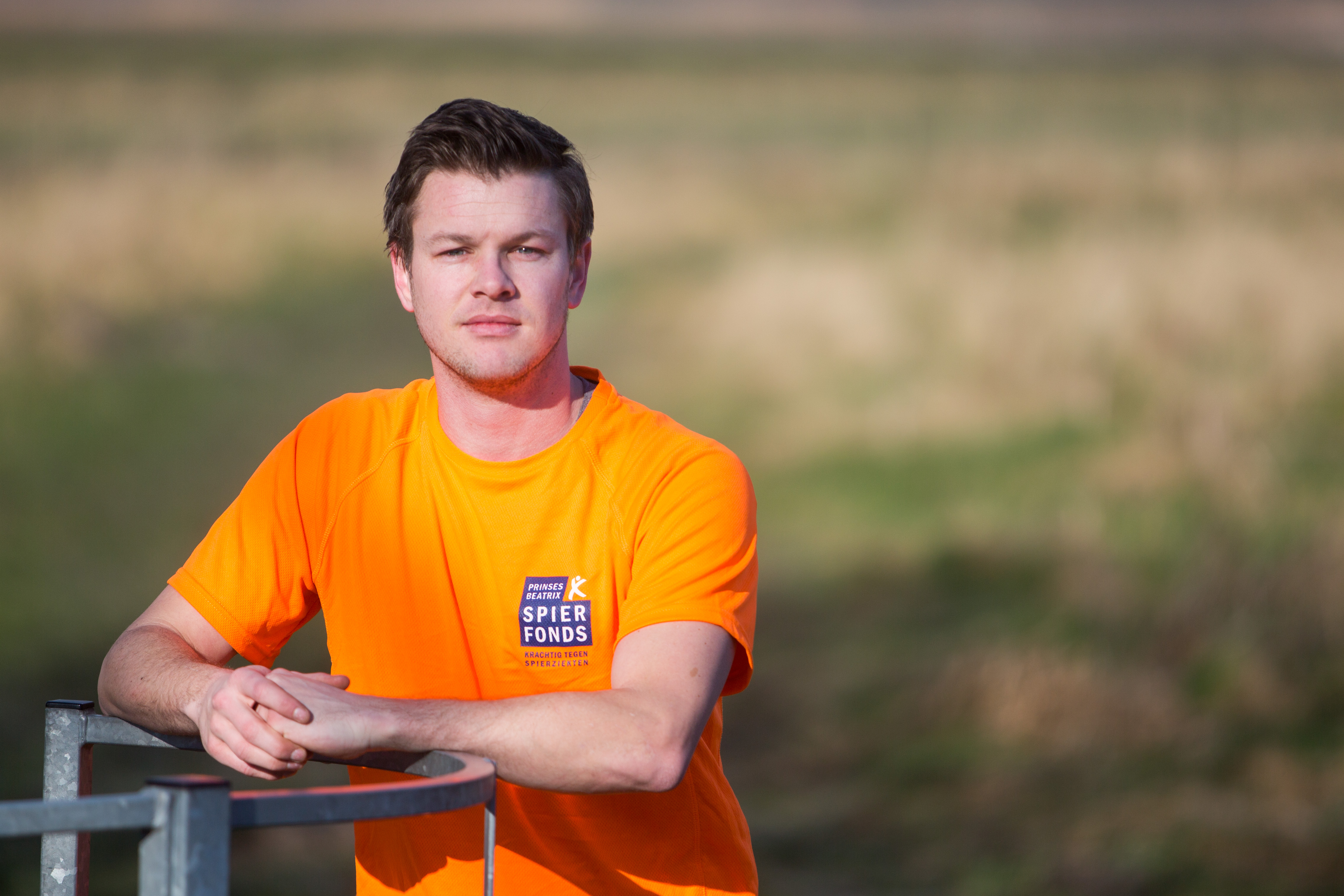 Sander Kunst gaat binnenkort vijftig kilometer hardlopen voor een goed doel: spierziekte. (Foto: Vincent de Vries/RM).