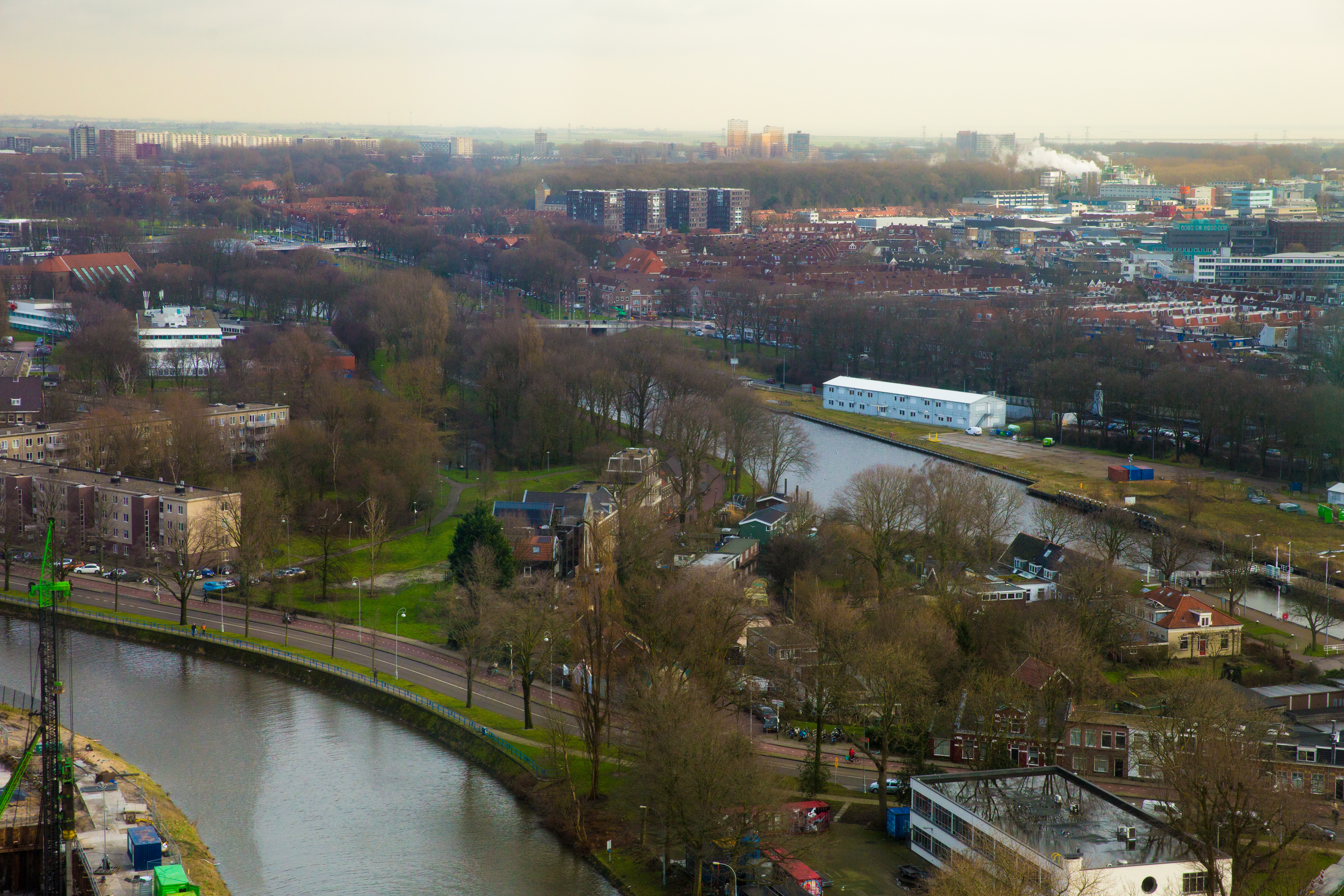 Een fietsbrug ten noorden van de sluis bleek de beste optie te zijn. (Foto: Vincent de Vries/RM)