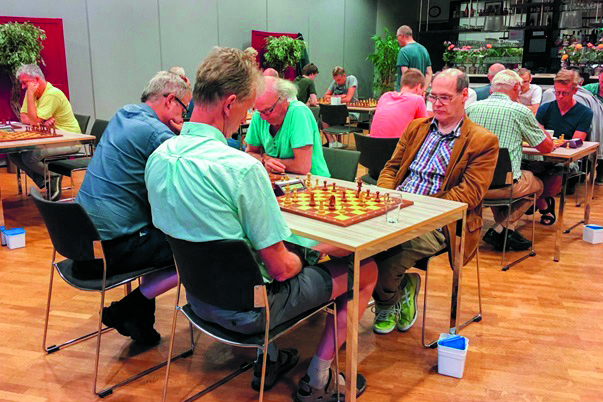 Bij de Wereldmannen wordt op 16 maart geschaakt in De Schuilhoek. (foto aangeleverd).