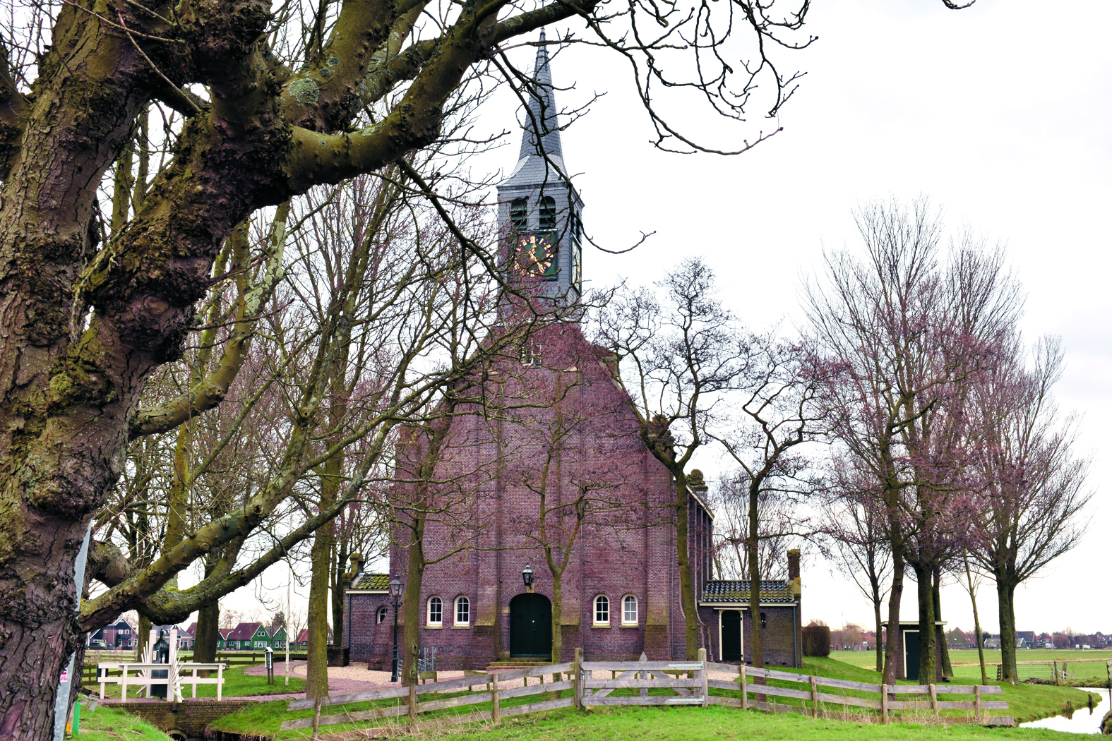 De kerk van Krommeniedijk. (Foto: Daan Ruijter/Rodi Media)