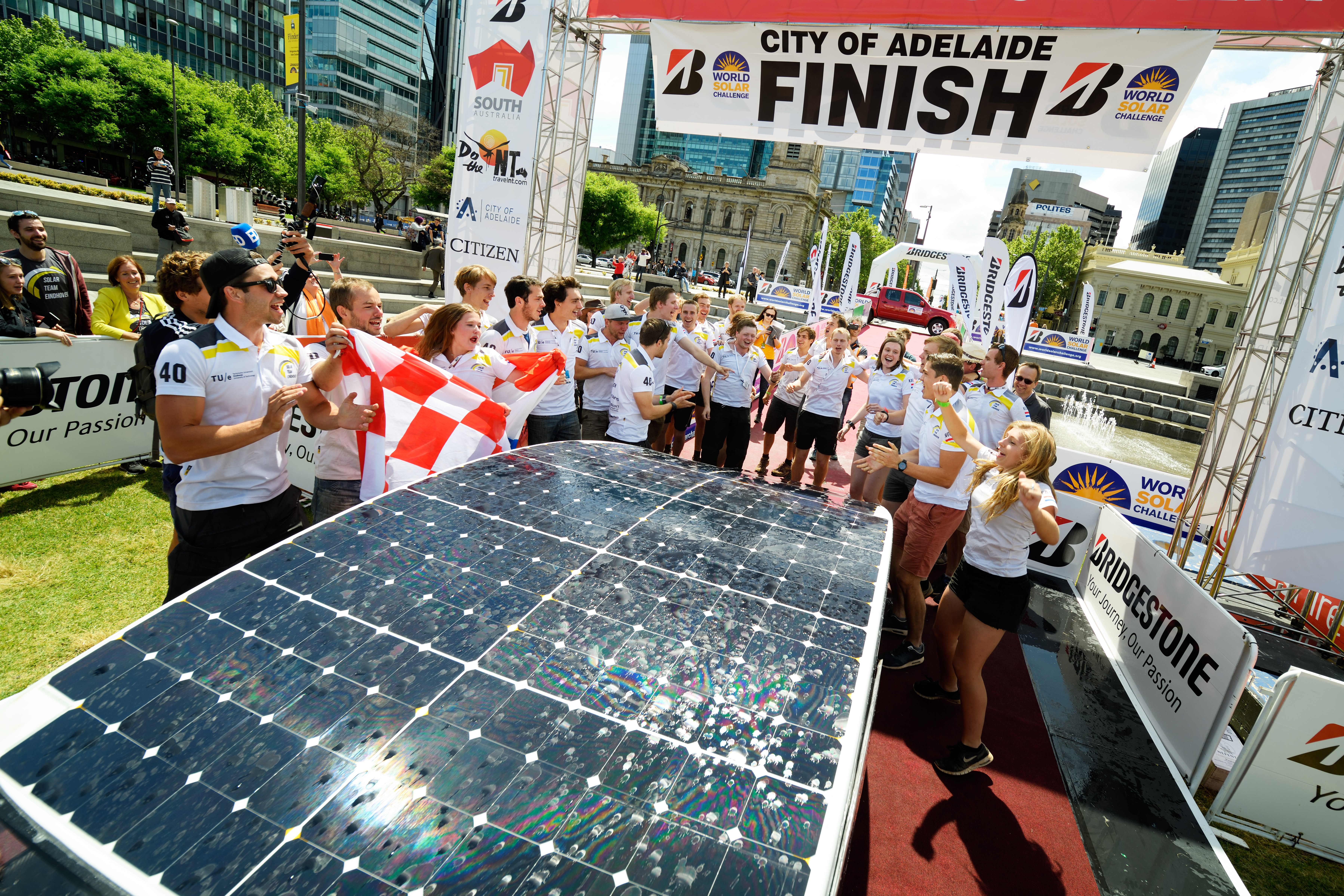 Het Solar-team van de TU in Eindhoven is ook van de partij in De Beuk. (Foto: aangeleverd)