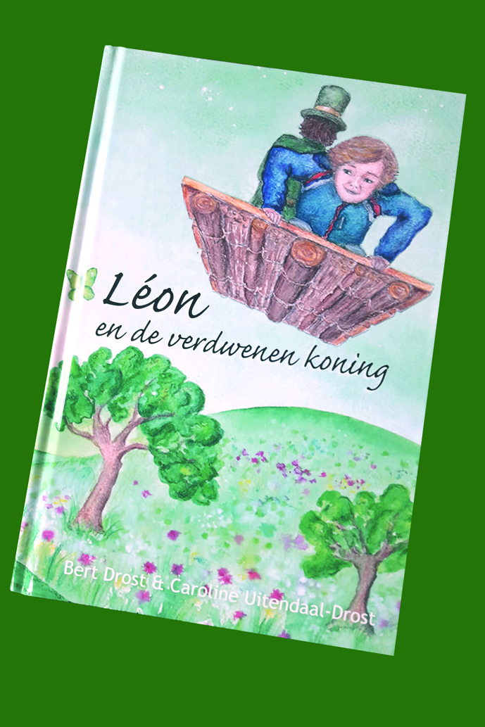 Bert Drost en dochter Caroline komen op zondag 22 april naar Egmond aan Zee waar zij bij boekhandel Dekker & Dekker het boekje 'Leon en de verdwenen koning' gaan voorlezen. (Foto's: aangeleverd)