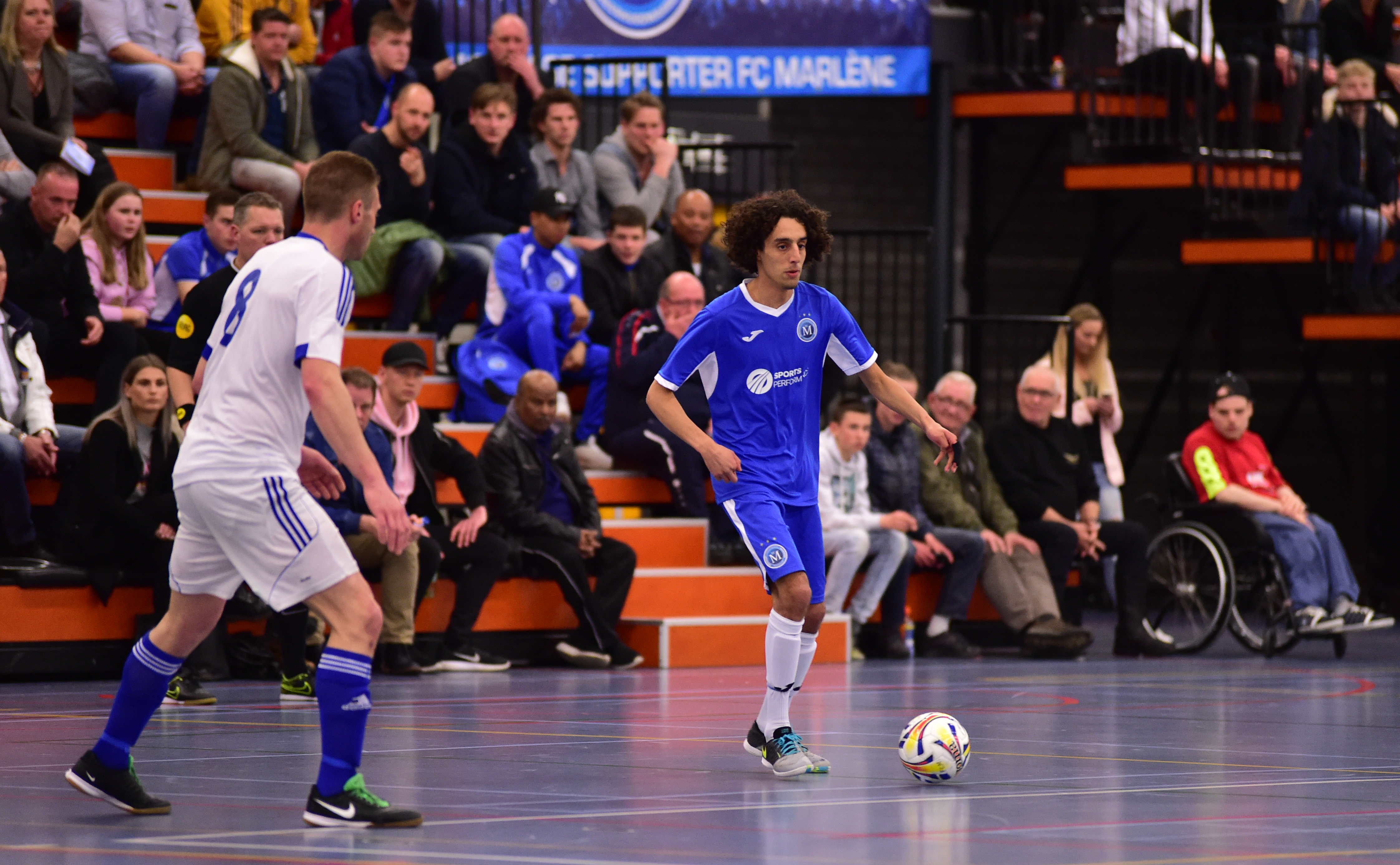 Balgoochelaar Nabil Akaazoun had met zijn twee treffers een groot aandeel in de 6-3 overwinning. (Foto: Sander Kaaij).