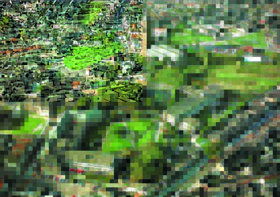 Luchtfoto omgeving Kerkbuurt (Foto: Prentenkabinet van der Linden)