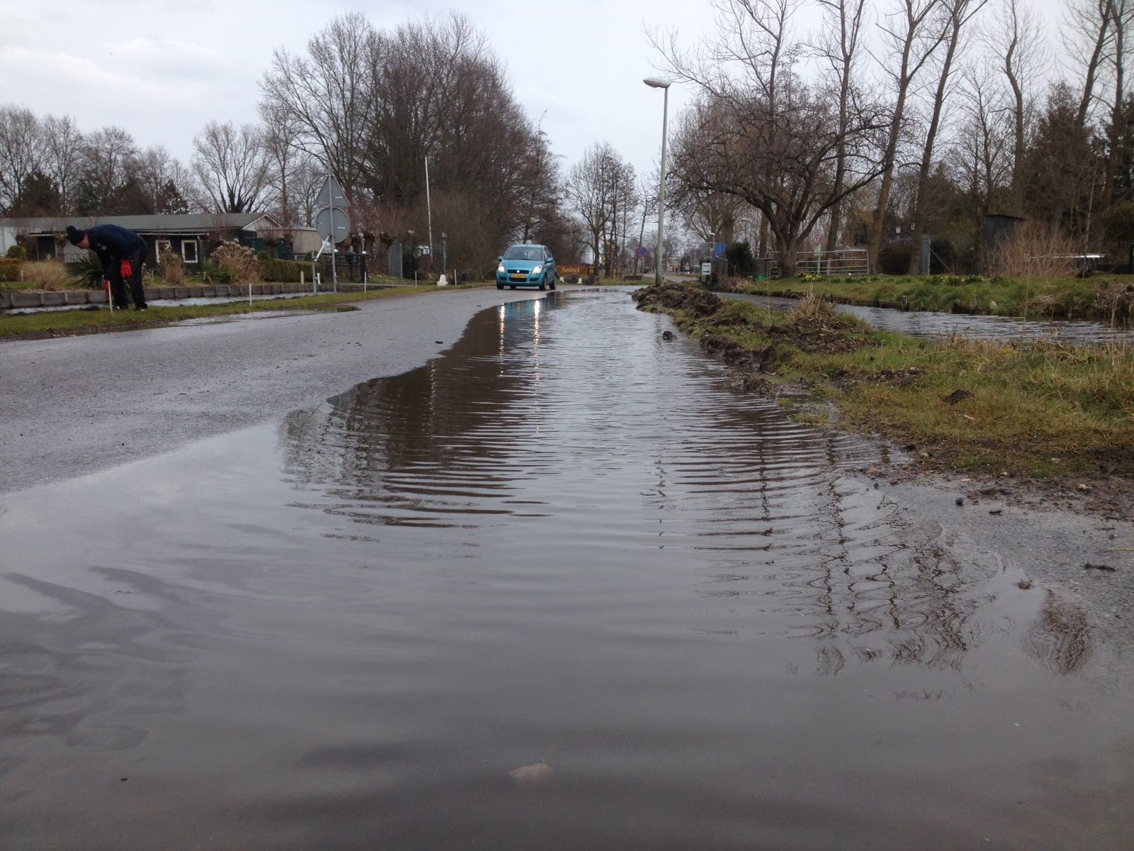 De situatie in Ransdorp. (Foto's: Wouter Sanders)