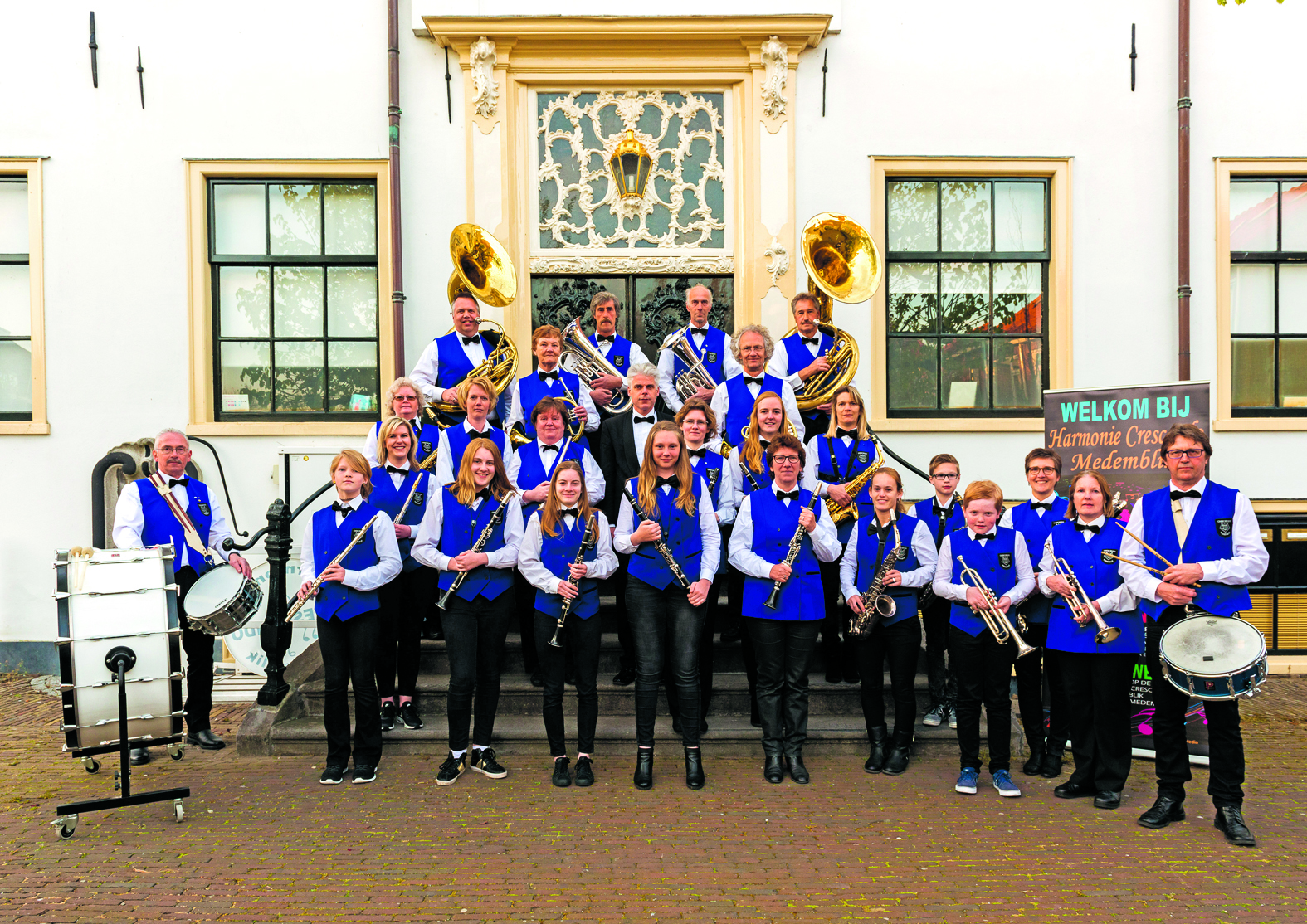 De hele groep van Harmonie Crescendo. (Foto: aangeleverd)