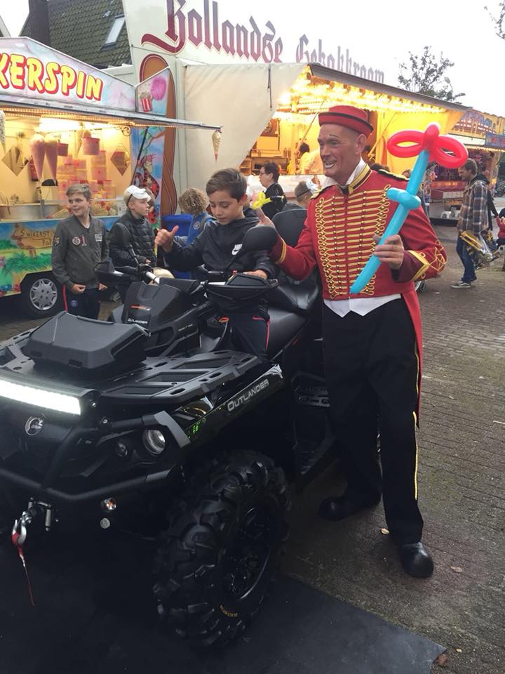 De kermis draait alle dagen tijdens de Hippofeesten. (Foto: aangeleverd)