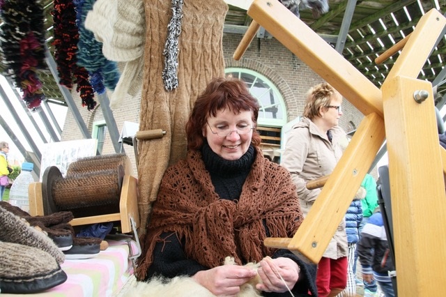 Tijdens de hobby- en kunstmarkt worden ook demonstraties gegeven. (Foto: aangeleverd)