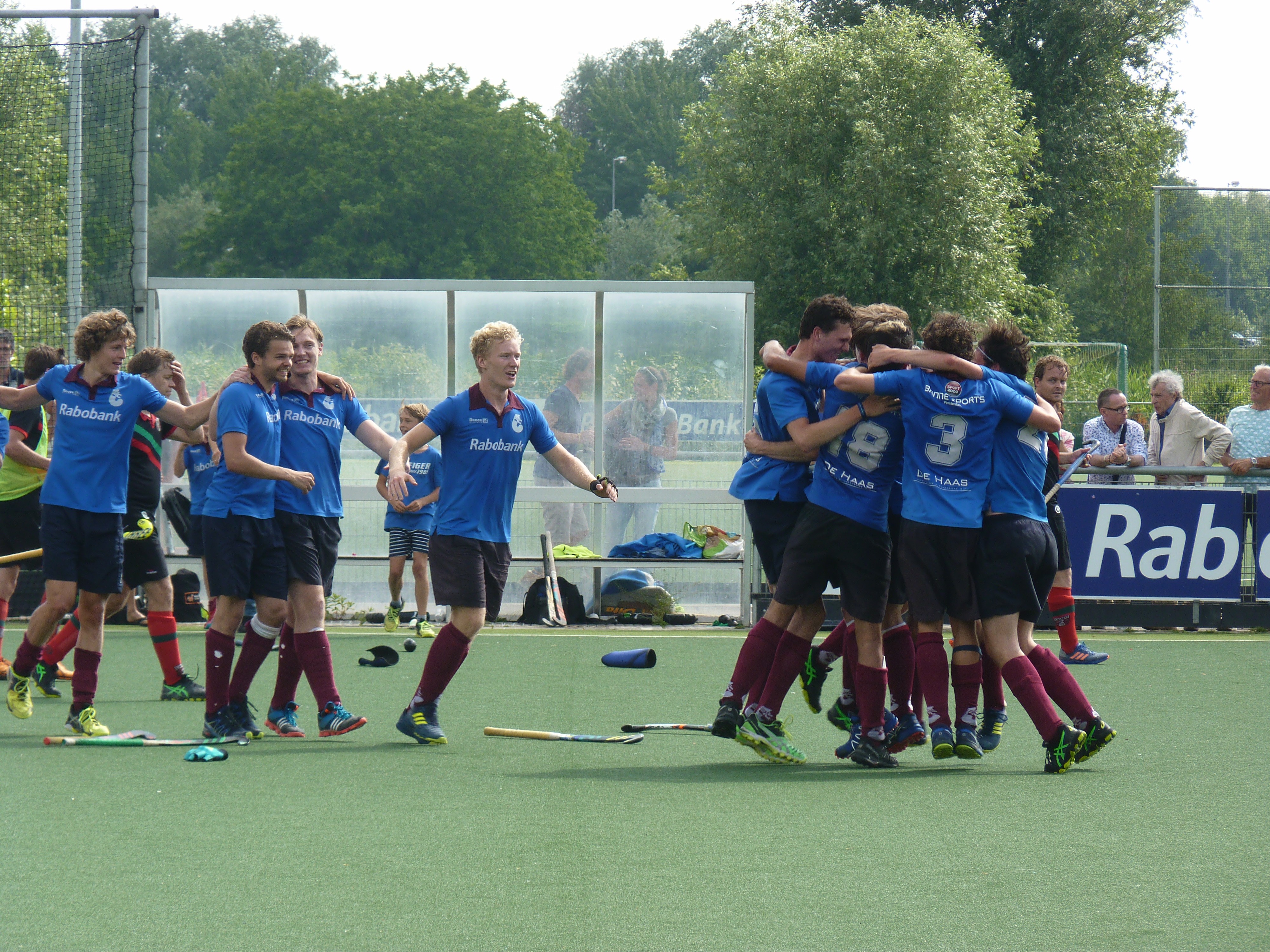 Promotie voor Heren 1 AMHC FIT. (Foto: aangeleverd)