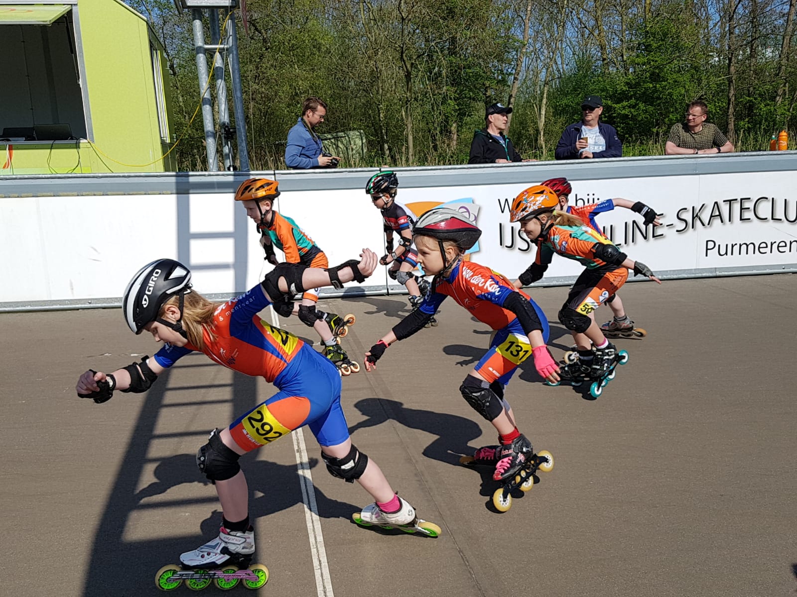 Bij het nationale pupillentoernooi probeert jonge inline-skatende jeugd uit heel Nederland een gooi te doen naar de titel nationaal kampioen. (Foto: IJs en Inline-skateclub Purmerend)