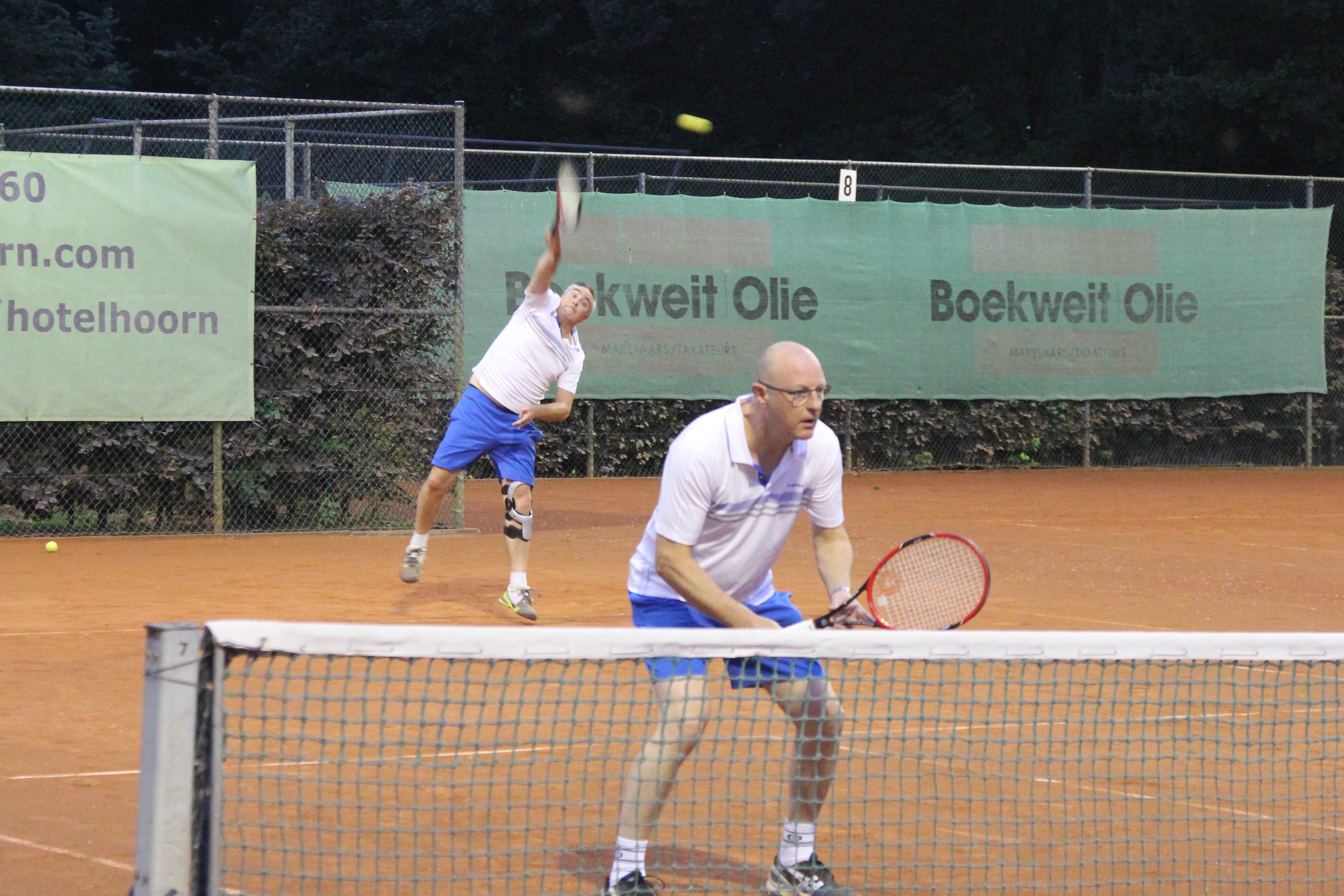 Het Boekweit|Olie Tennistoernooi is een toernooi is voor iedere tennisser, van recreatie- tot topniveau, voor elke speelsterkte en voor elke leeftijd. (Foto: aangeleverd)
