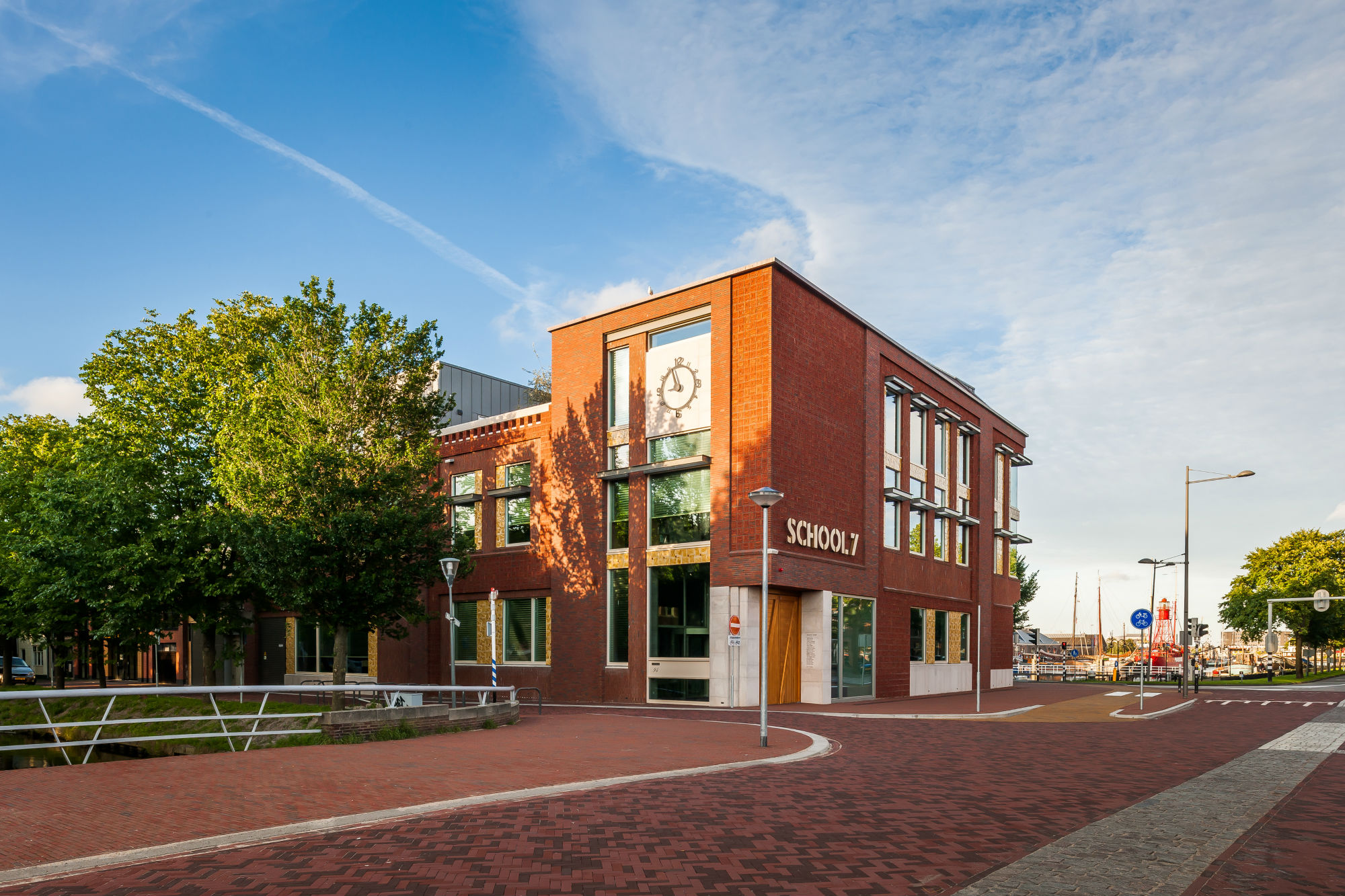 School 7. (Foto: Jan de Vries)