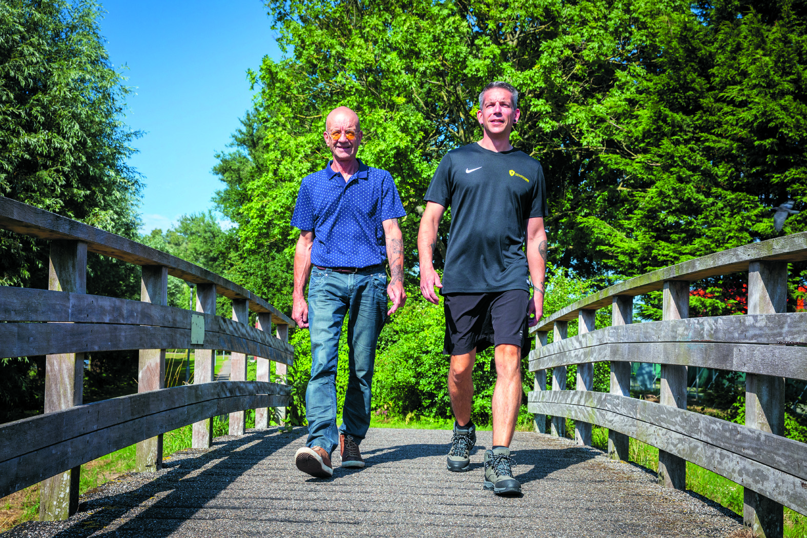 Jan en Kjelt Laurijssen trainen voor de Dodentocht in Bornem in België. Steun hen en stort een bedrag via www.acti��es.kwf.nl/100kmlopentegenkanker. (Foto: Vincent de Vries / Rodi Media)