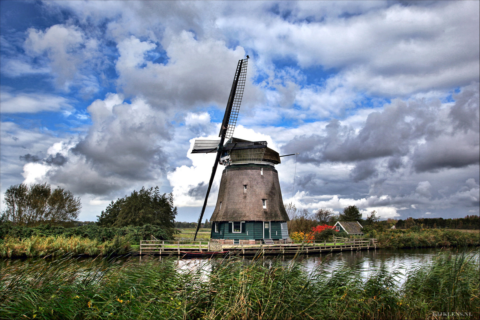 De jarige Oosterdelmolen. (Foto: Emil de Jong/kijklens.nl)