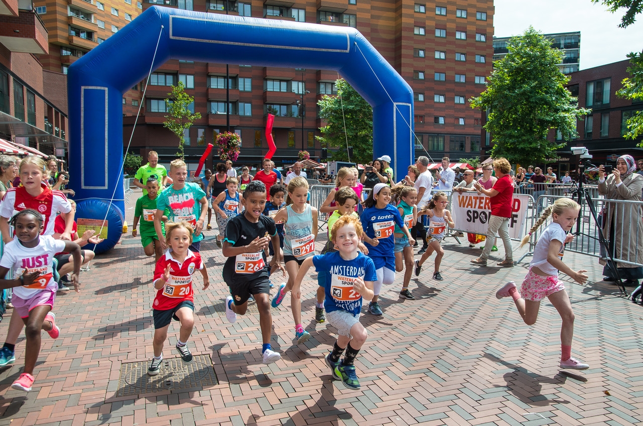 Bij de kinderloop waren 55 deelnemertjes. (Foto: aangeleverd)