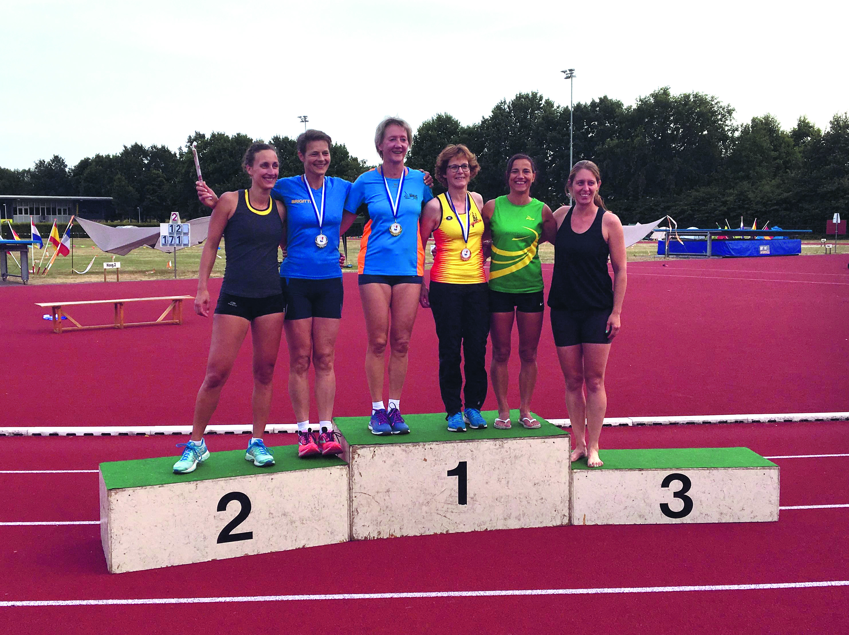 DEM-atlete Anja Akkerman deed het op de NK meerkamp masters uitstekend. (foto aangeleverd)