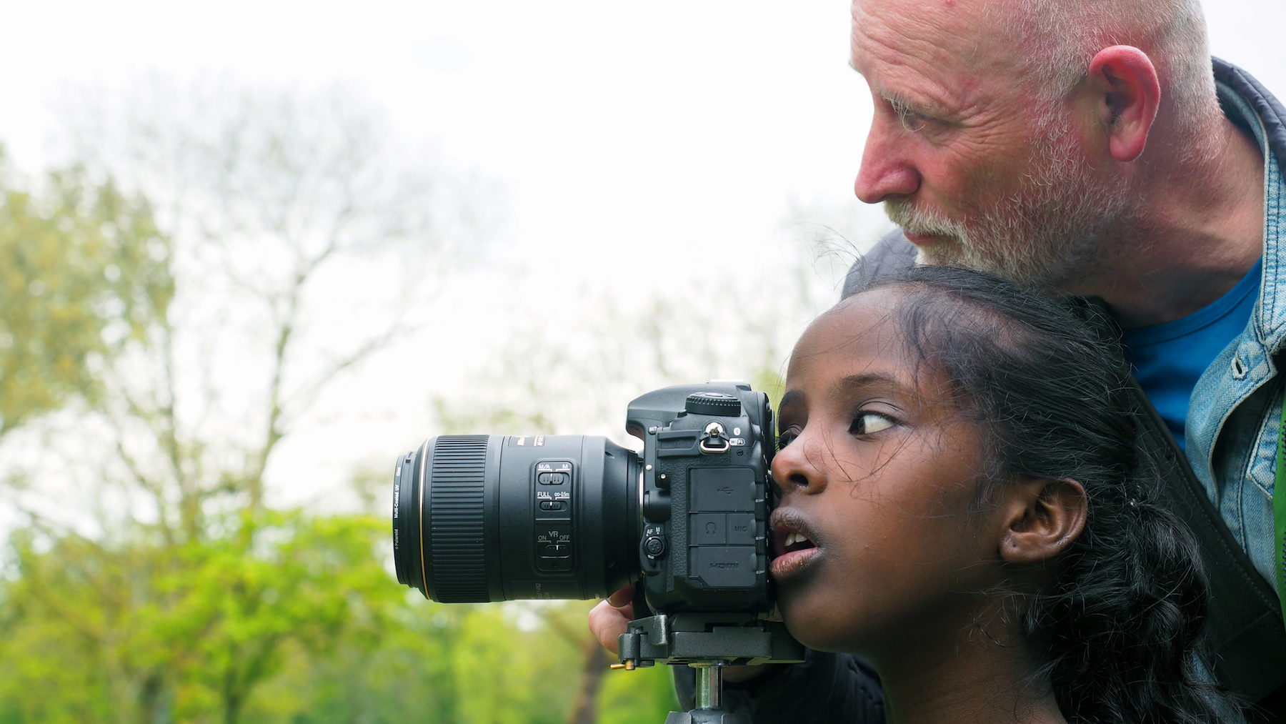Een van de vertaalkinderen. (Foto: Moving Arts Project)