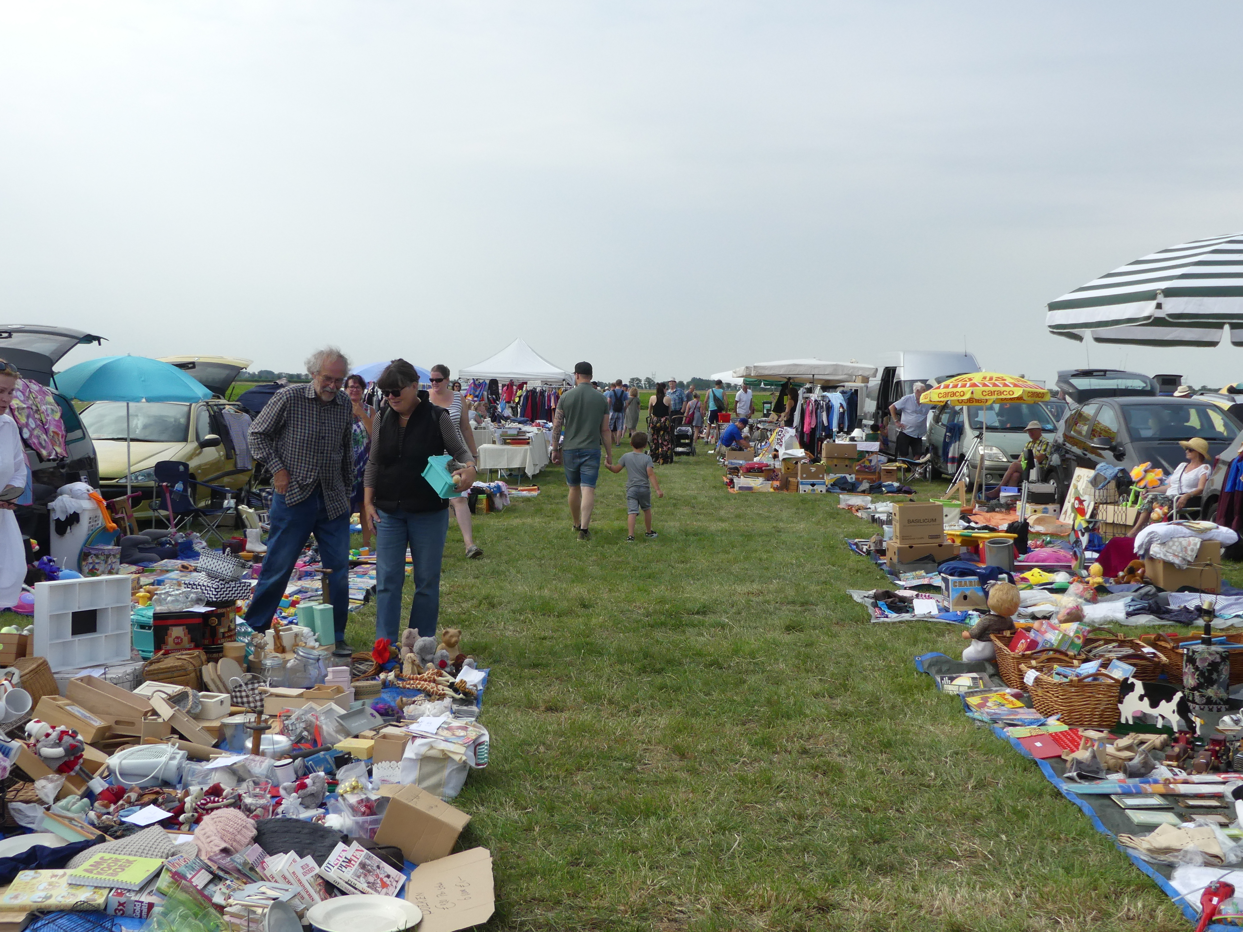 Kofferbakkenmarkt. (Foto: Cees Bandt)
