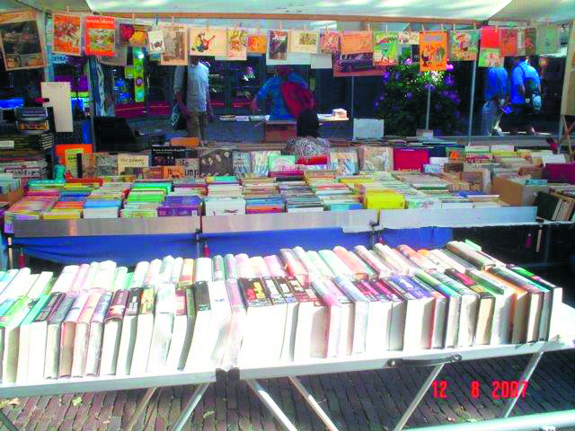 De Antiquarische Boekenmarkt van Bergen. (Foto: aangeleverd)