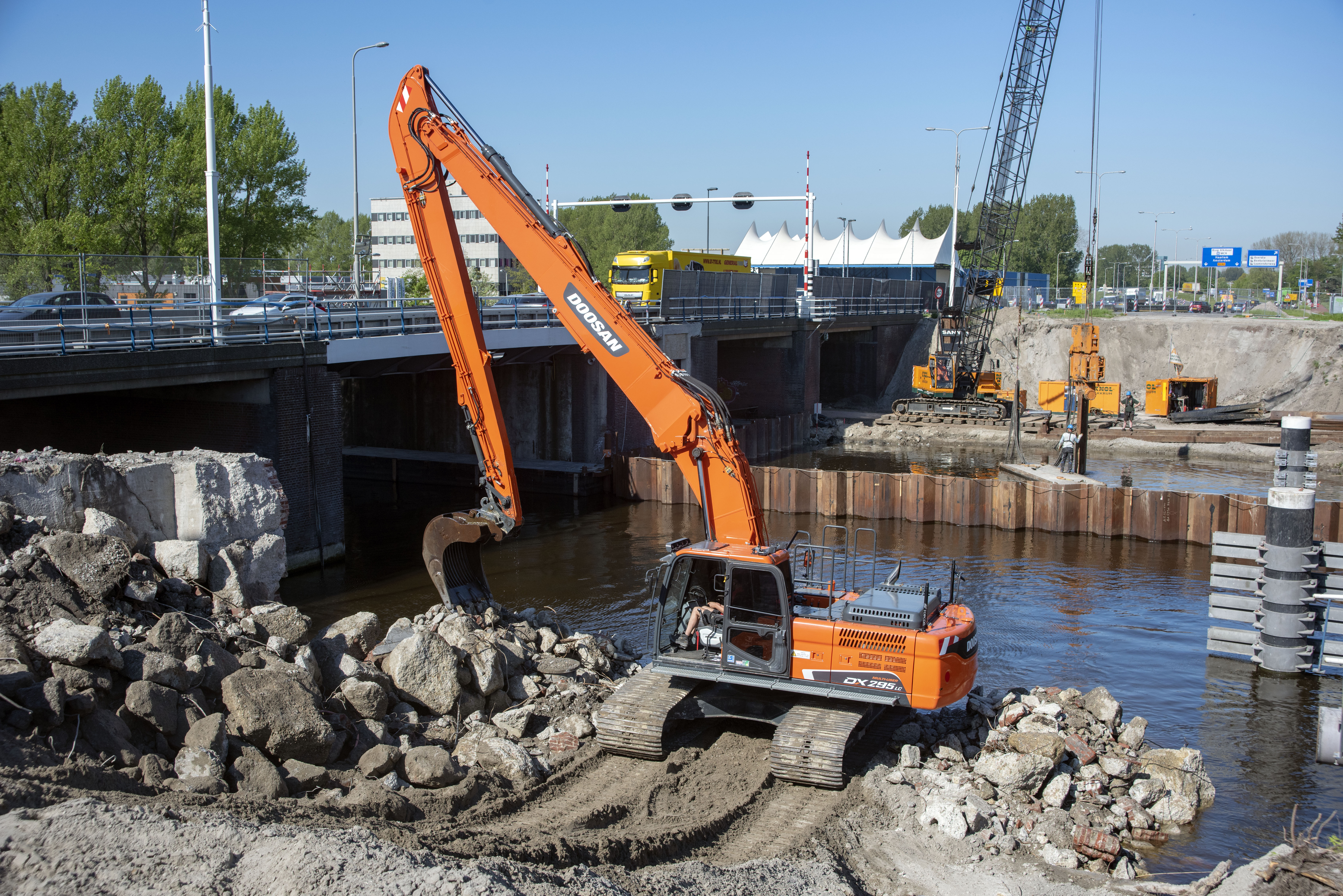 Provincie Noord-Holland treft maatregelen om de bouwstop aan de Leeghwaterbrug op te heffen. (Foto: aangeleverd)