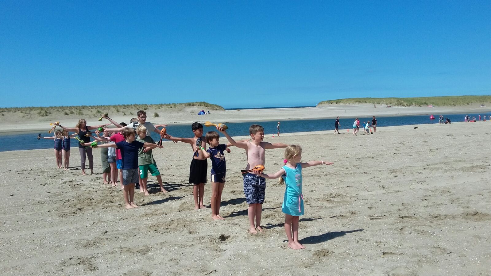 "Het mooie aan Beachfun is dat een kind ook kennis kan maken met wat minder voor de hand liggende sporten." (Foto's: aangeleverd)