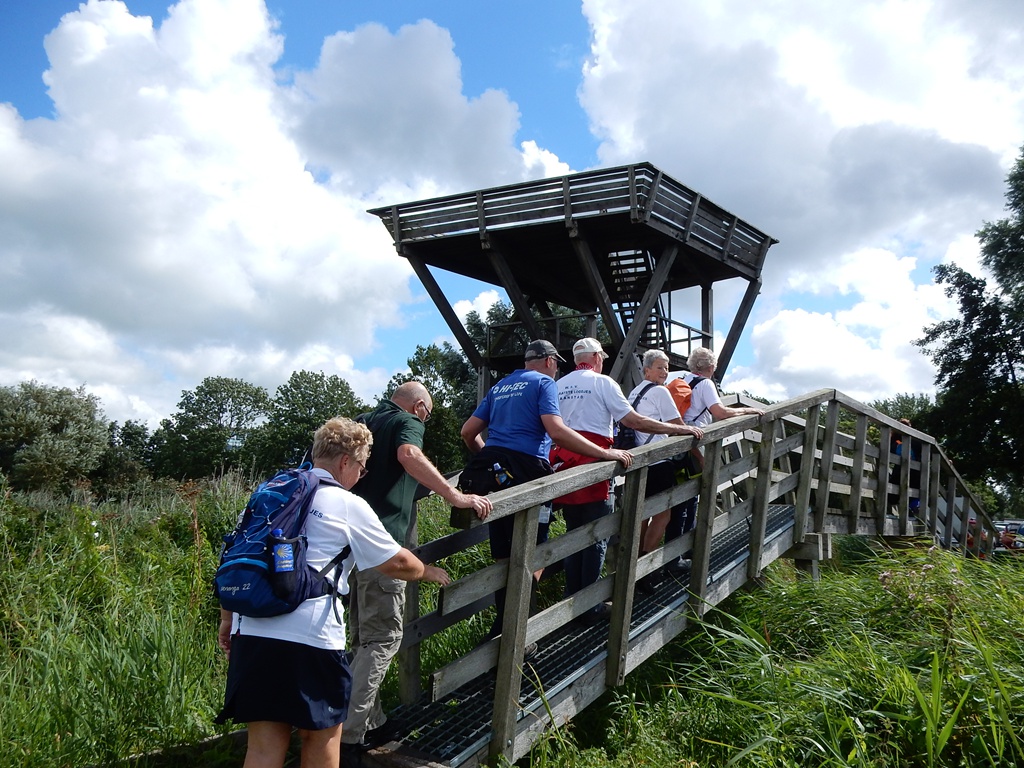 Wandelen met de Laatste Loodjes. (Foto: DLL)