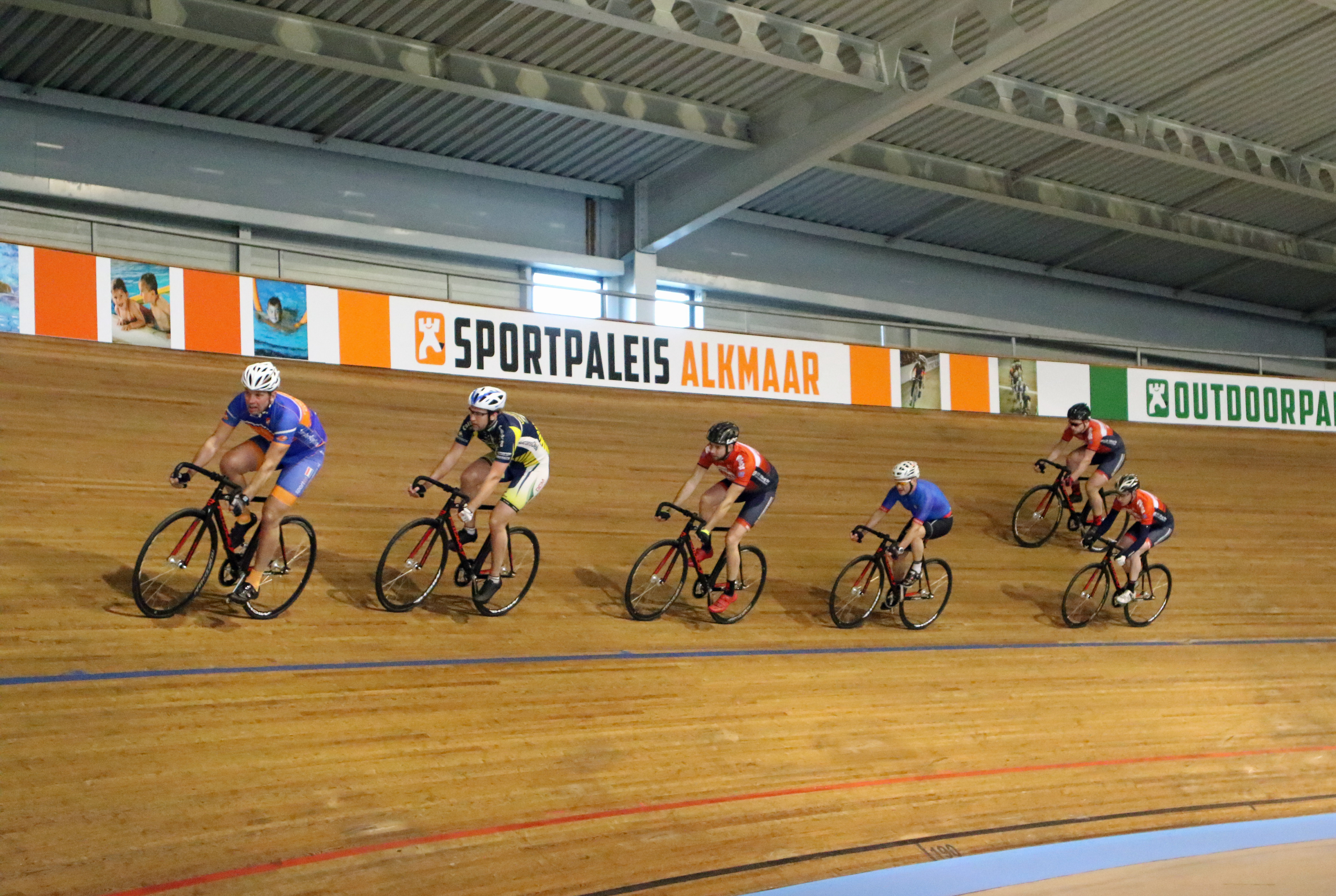 Sportpaleis Alkmaar houdt introductielessen voor beginners en gevorderden. (Foto: aangeleverd)