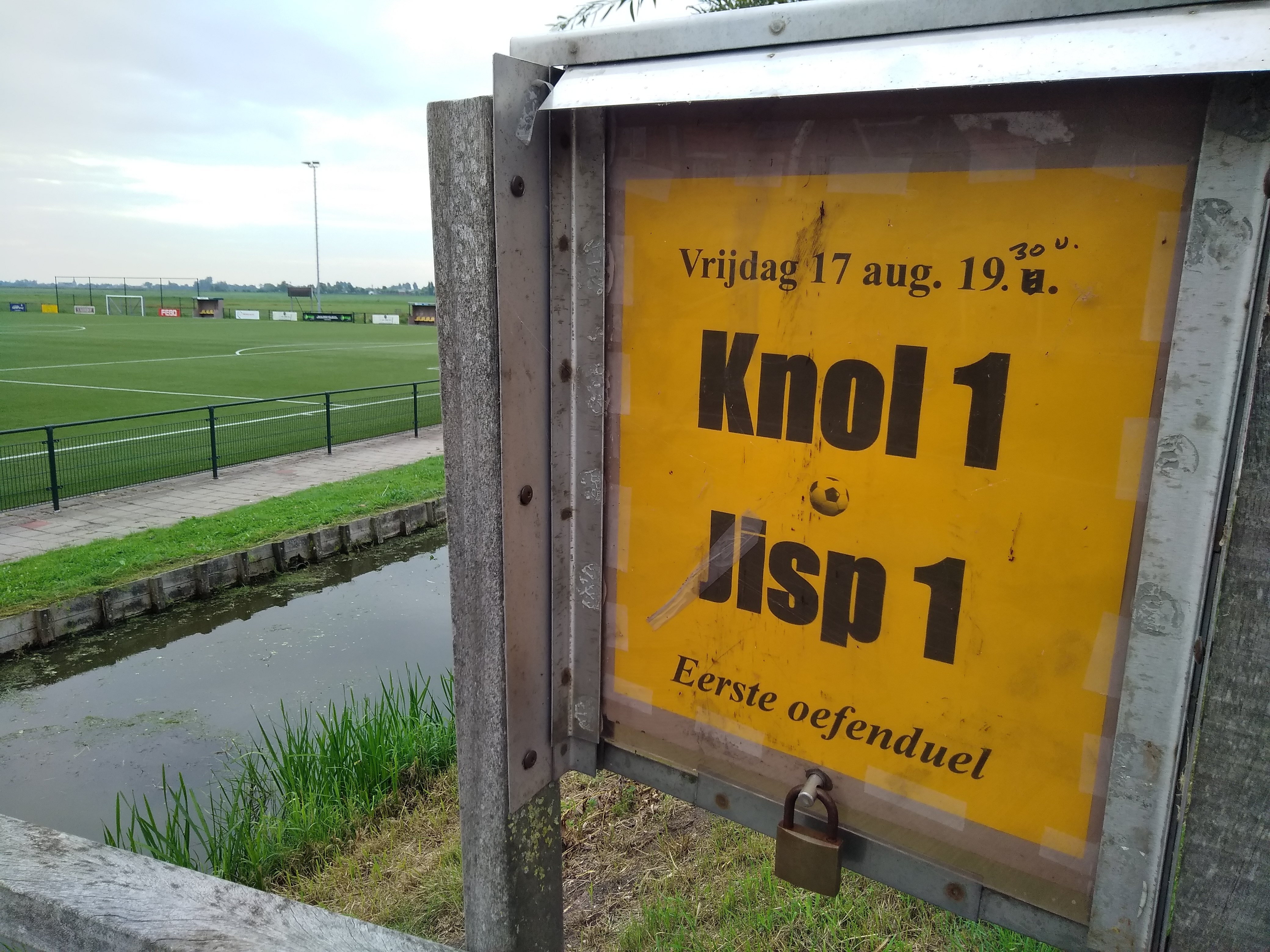 VV Kollendam start het nieuwe seizoen met een oefenstreekderby. (Foto: Bart van der Laan)