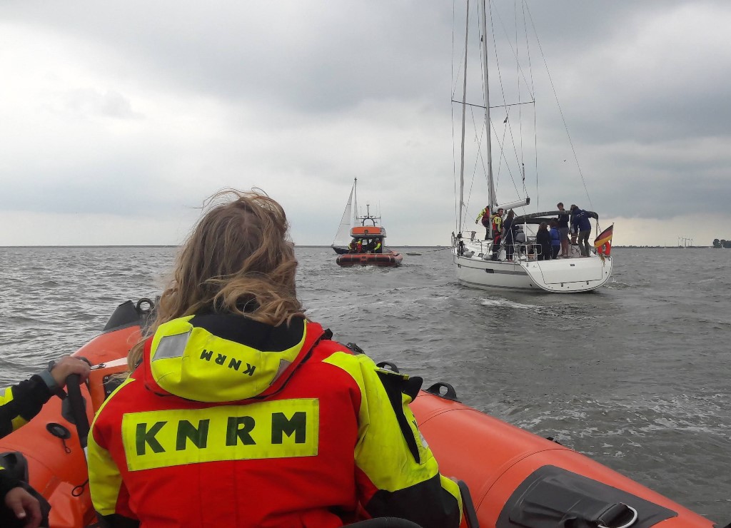 Vrijwilligers van KNRM reddingstation Enkhuizen kwamen in augustus maar liefst 35 keer in actie voor een scala aan incidenten. (Foto: aangeleverd)