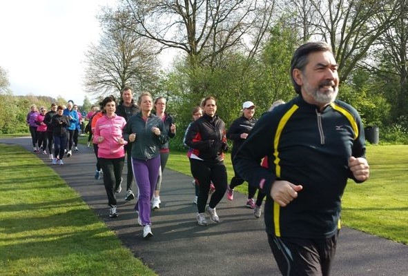 Via het programma Start to Run kunnen mensen het hardlopen (weer) oppakken. (Foto: Atletiekvereniging Zaanland)