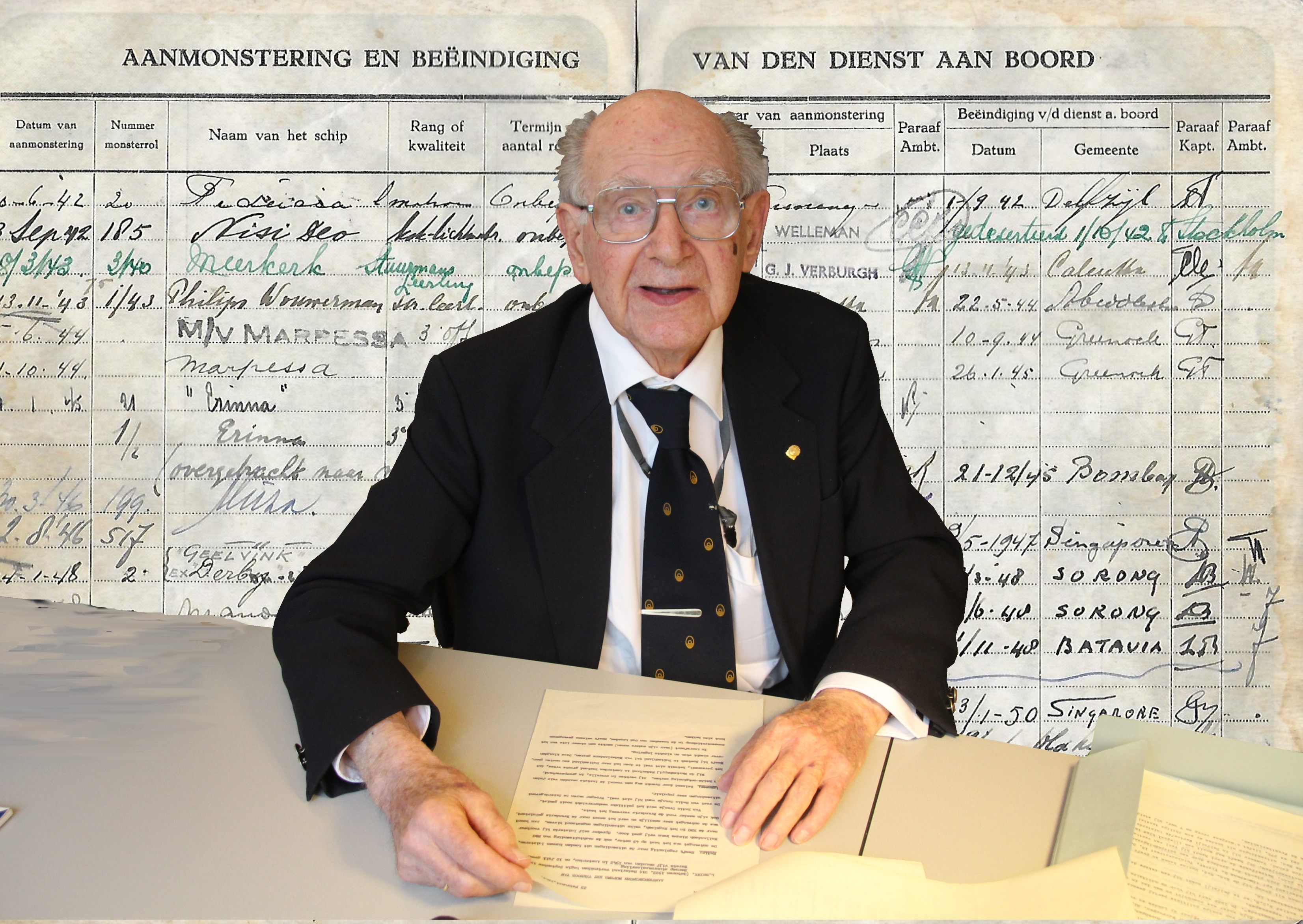 Robin Brink geeft een lezing over zijn vader Lubertus Brink die Engelandvaarder was. (Foto: aangeleverd)